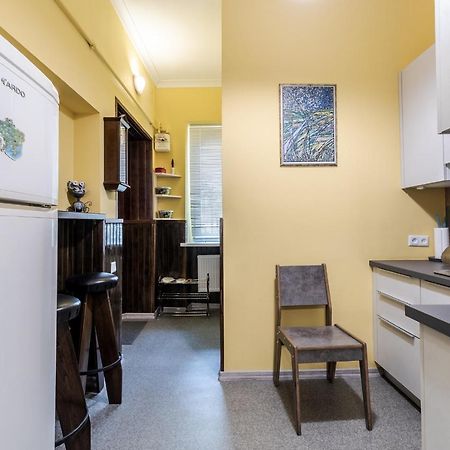 Modern Chaikovskogo Apartment Lviv Eksteriør bilde