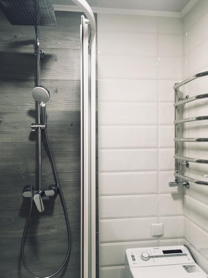 Modern Chaikovskogo Apartment Lviv Eksteriør bilde