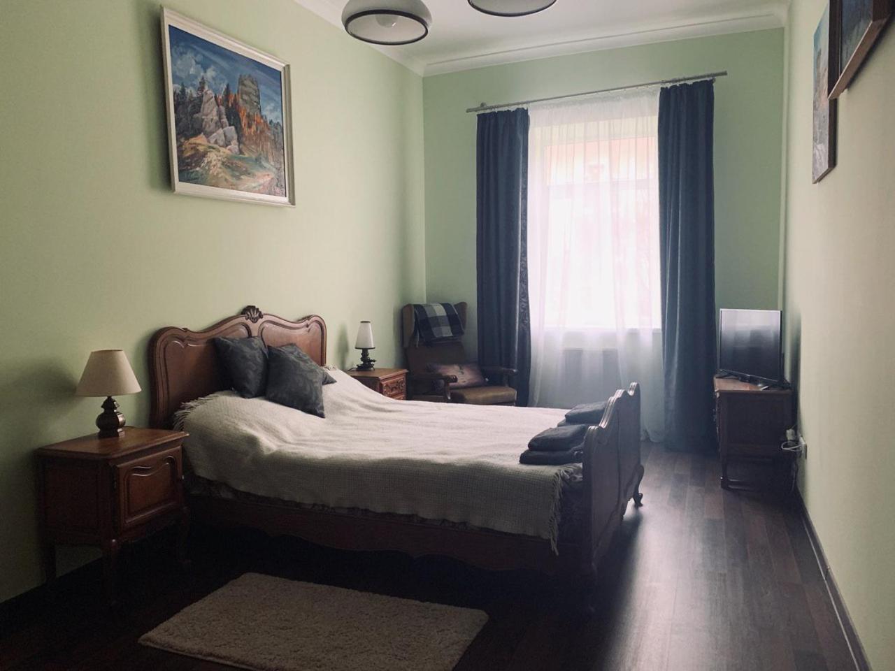 Modern Chaikovskogo Apartment Lviv Eksteriør bilde