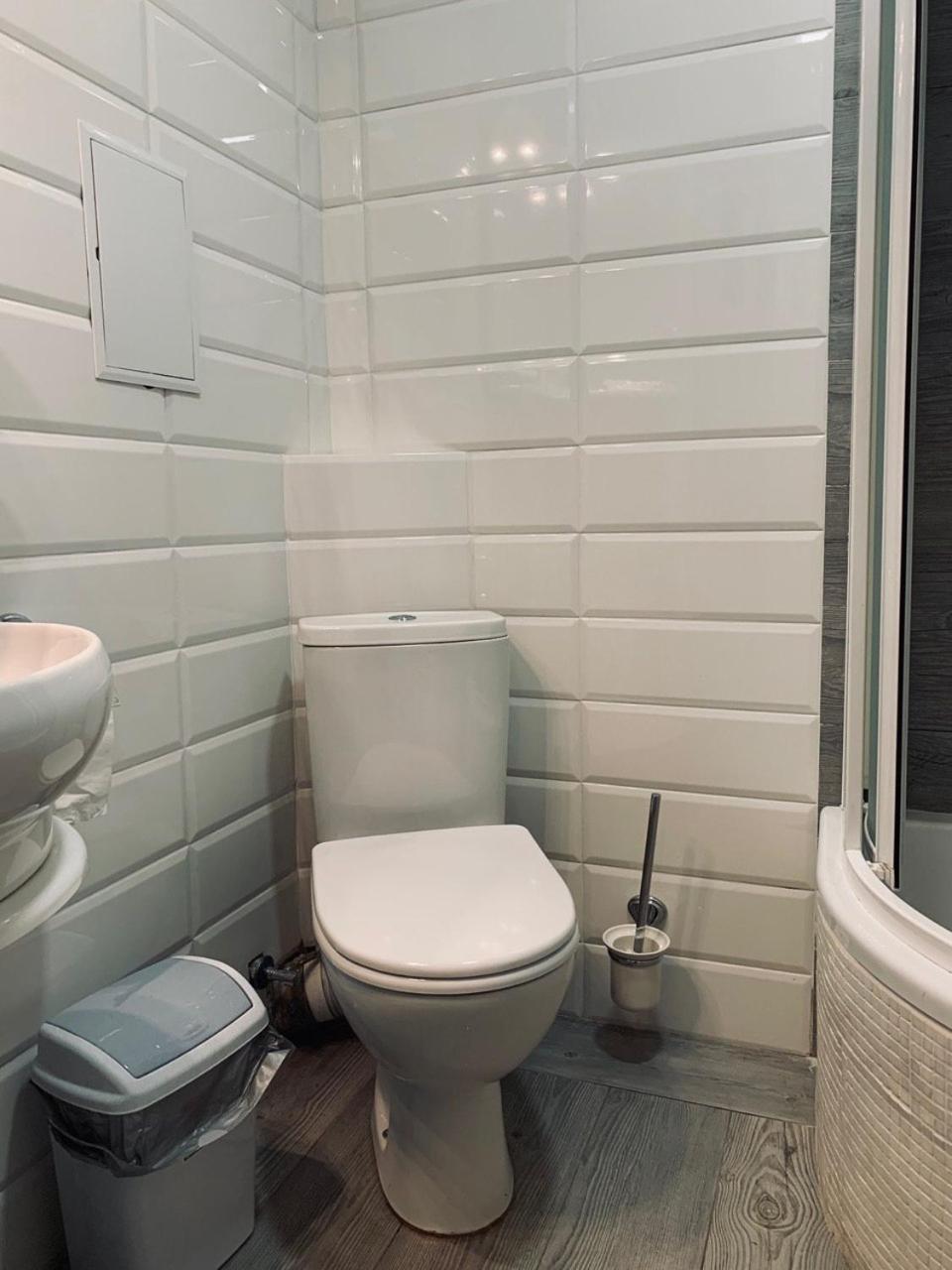 Modern Chaikovskogo Apartment Lviv Eksteriør bilde