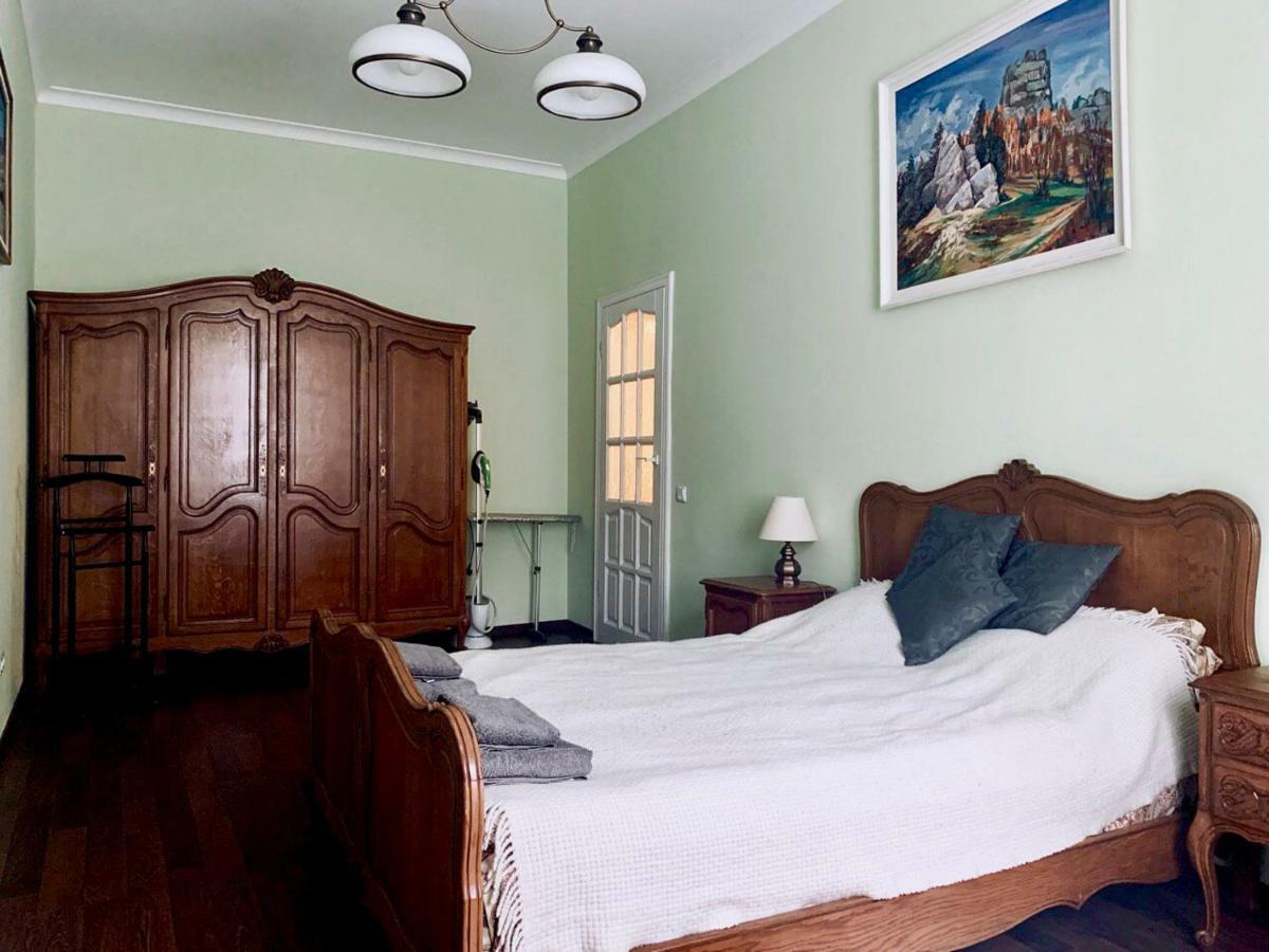 Modern Chaikovskogo Apartment Lviv Eksteriør bilde