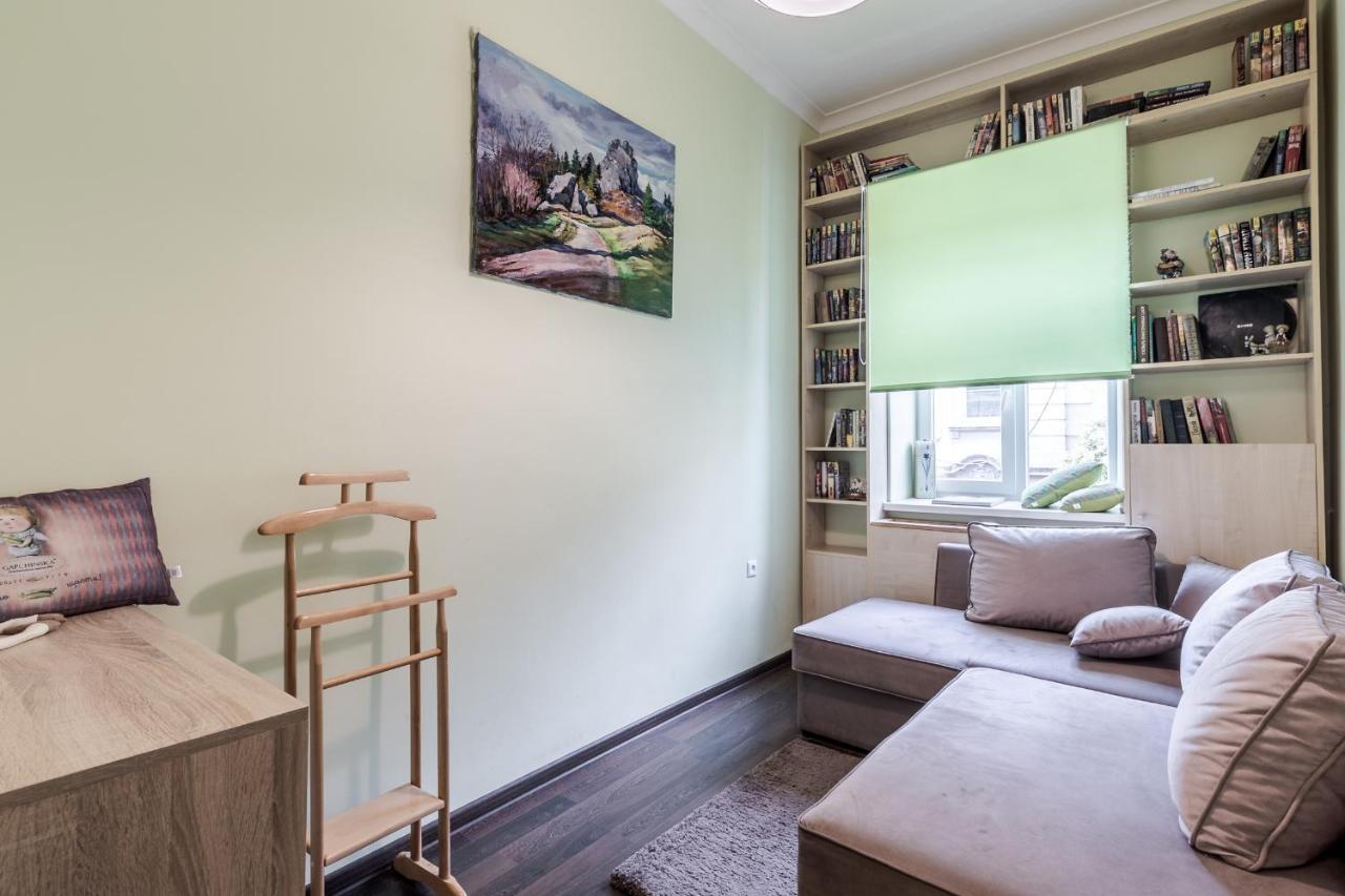 Modern Chaikovskogo Apartment Lviv Eksteriør bilde