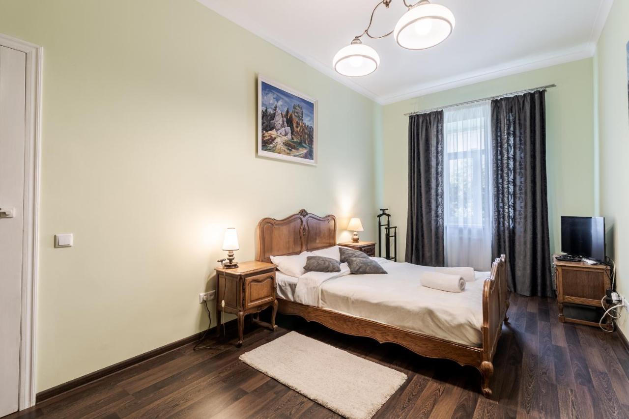 Modern Chaikovskogo Apartment Lviv Eksteriør bilde